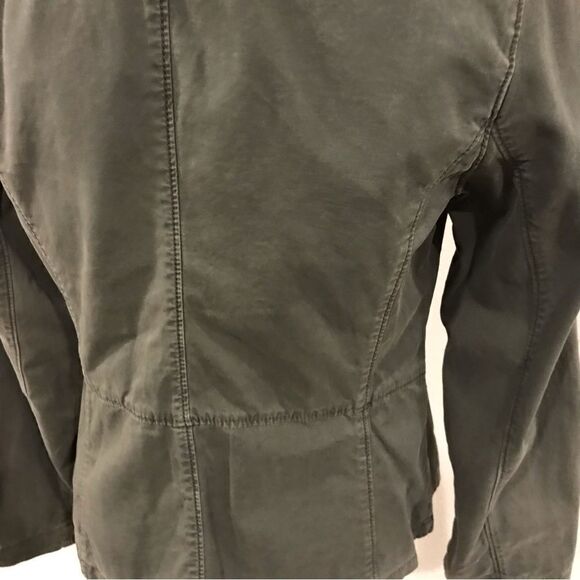 Olive color button down jacket - Picture 9 of 11